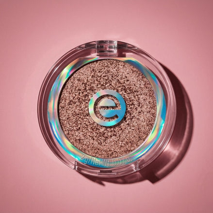 Mono Eyeshadow Pearly 02 Silky Taupe — Pudră | Essence