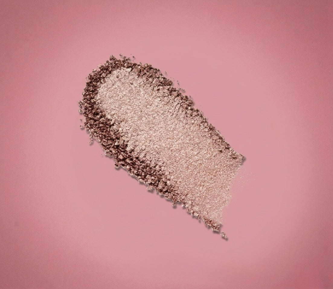 Mono Eyeshadow Pearly 02 Silky Taupe — Pudră | Essence