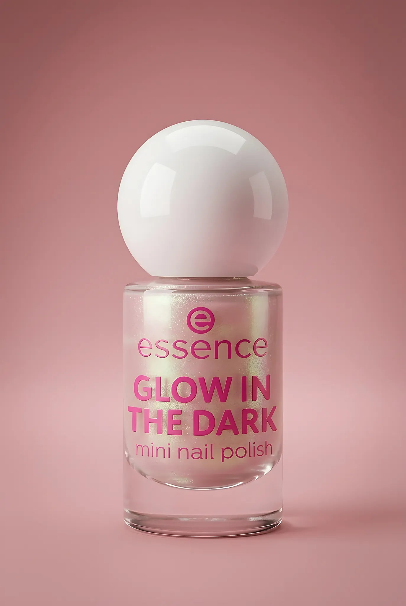 Glow In The Dark Mini Nail Polish 14 — Make-up | Essence