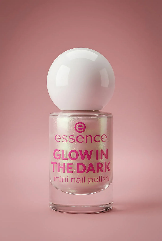 Glow In The Dark Mini Nail Polish 14 — Make-up | Essence