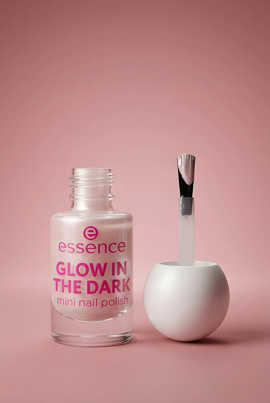 Glow In The Dark Mini Nail Polish 14 — Make-up | Essence