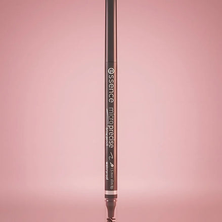 Micro Precise Brow Pencil 06 Dark Brown — Make-up | Essence
