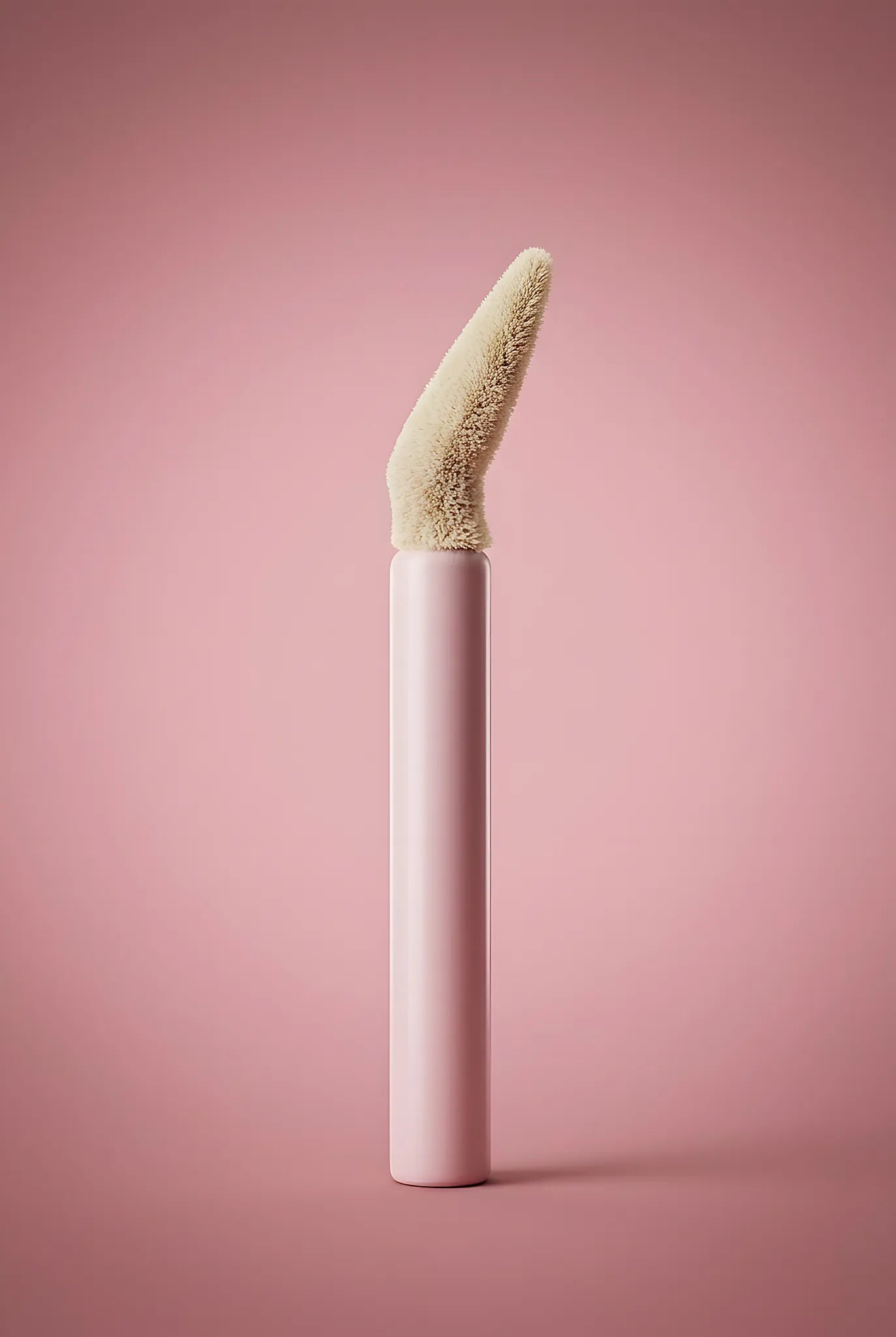 Silky Blur Hydrating Longwear Concealer 100 — Corector | Essence