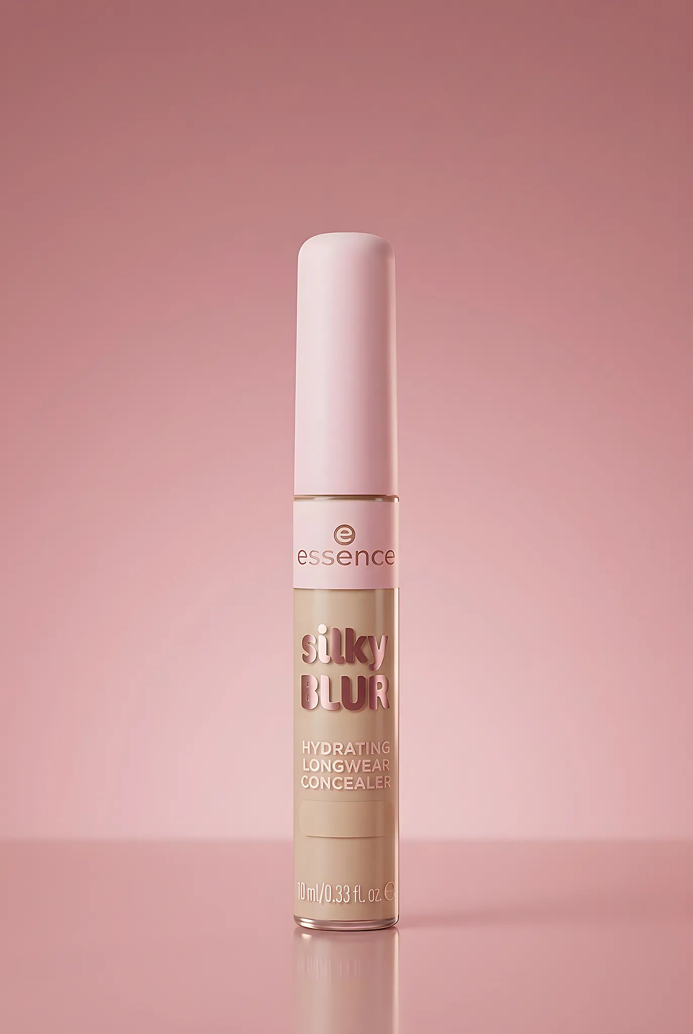 Silky Blur Hydrating Longwear Concealer 100 — Corector | Essence