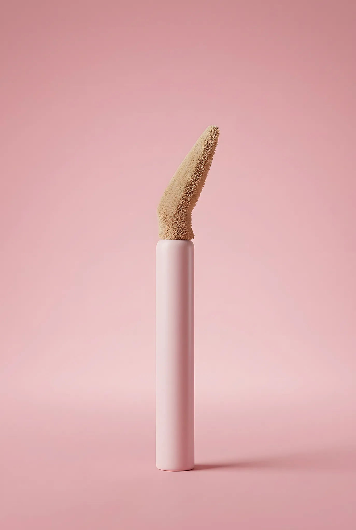 Silky Blur Hydrating Longwear Concealer 120 — Corector | Essence