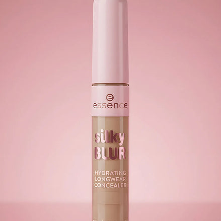 Silky Blur Hydrating Longwear Concealer 130 — Corector | Essence