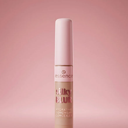 Silky Blur Hydrating Longwear Concealer 180 — Corector | Essence