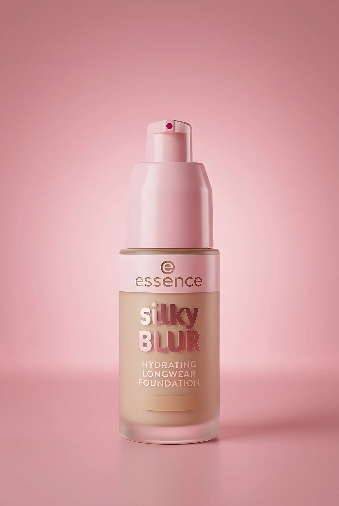 Silky Blur Hydrating Longwear Foundation 100 | Essence