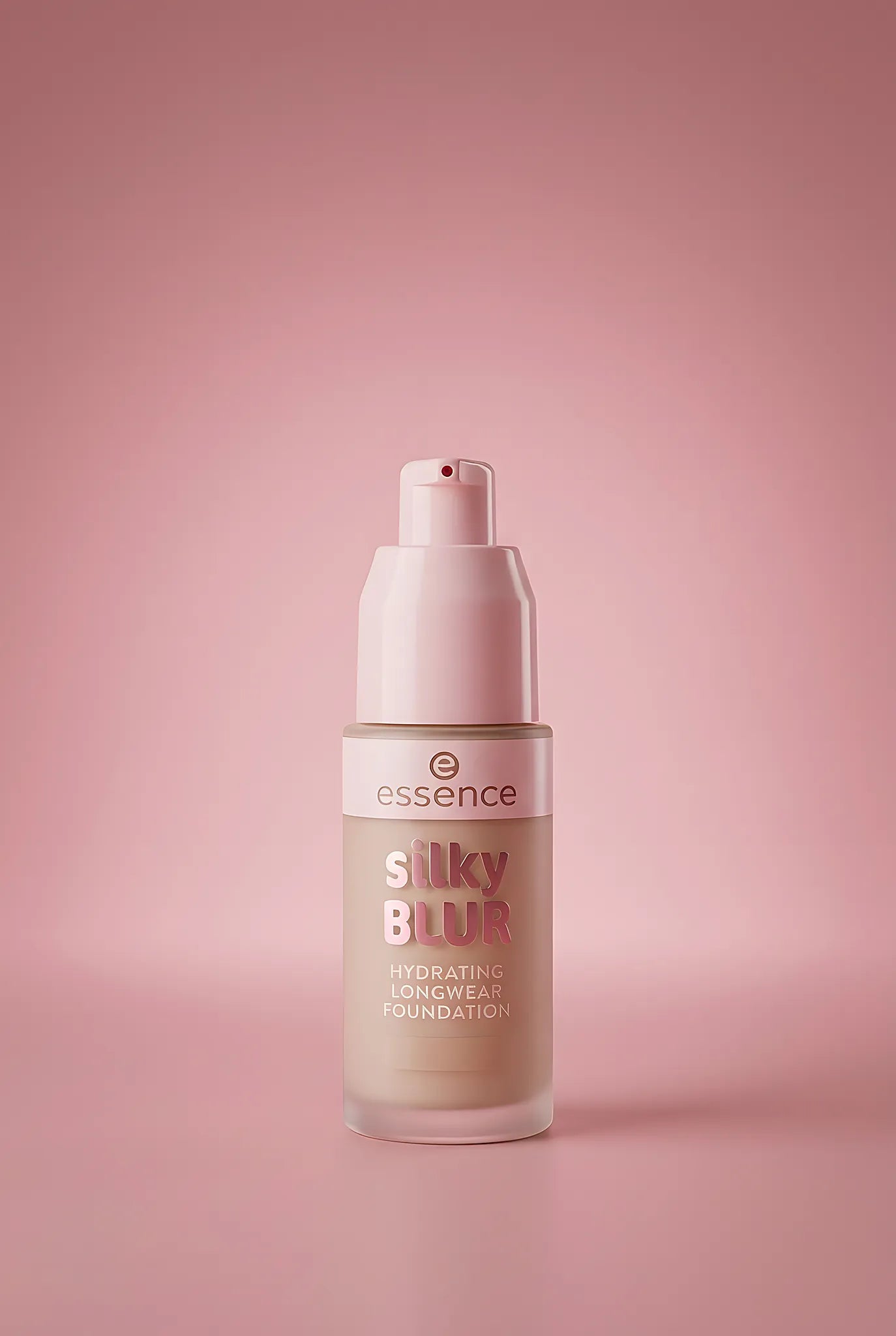 Silky Blur Hydrating Longwear Foundation 120 | Essence