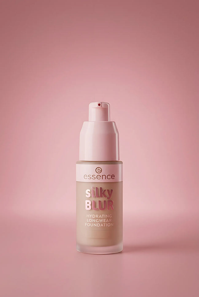 Silky Blur Hydrating Longwear Foundation 120 | Essence